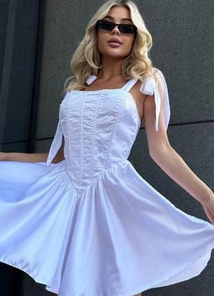 Продам корсетну сукню