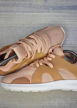 Кроссовки h&m