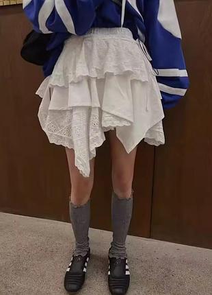 Спідниця асиметрична біла