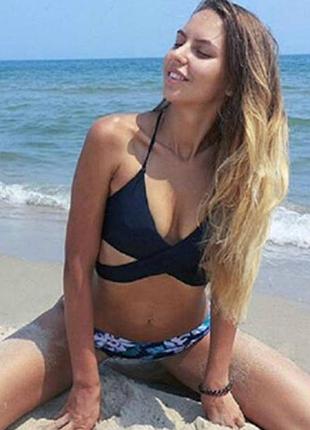 Темно-синий купальный лиф с завязками накрест, верх от купальника чашка в/с, размер м