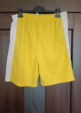 Спортивні шорти