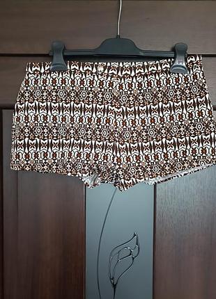 Шорты женские