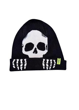 Ог 54-56 см чёрная шапка с черепом (h&m)