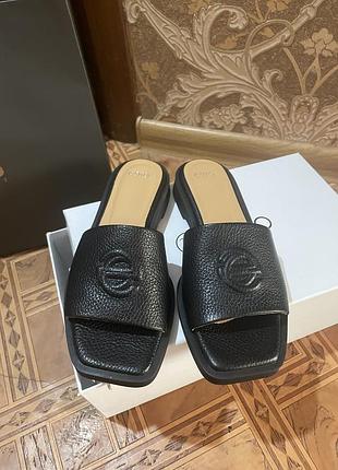 Шкіряні базові шльопанці