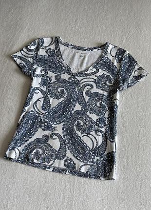 Красивезна приготована футболка томмі в рубчик