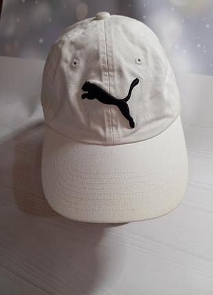 Белая бейсболка puma