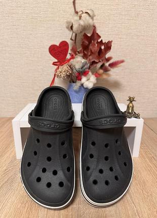 Crocs унісекс чорного кольору в розмірі j3 оригінал