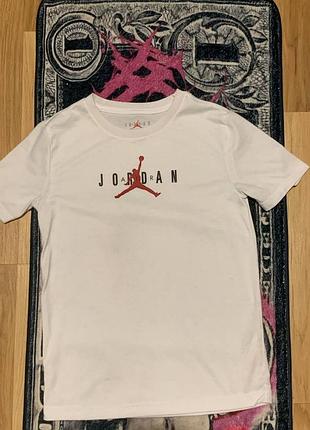 Футболка jordan