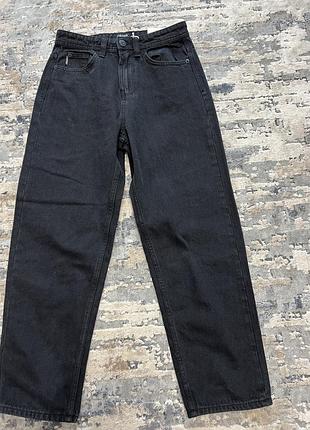 Джинси crop чоловічі чорні loose fit в стані нових розмір 28x32 за замірами писати в лс також є ще пару речей