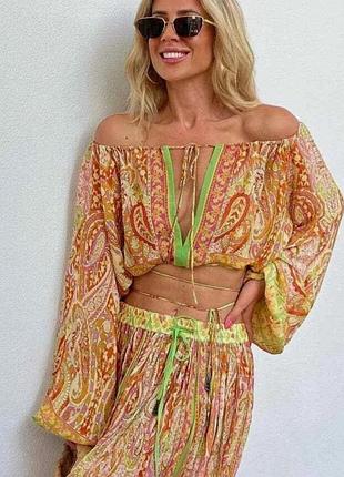 Укороченный свободный топ блуза с объемными рукавами zara