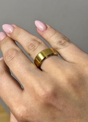 Золоте кільце з нержавіючої сталі,чи медичного сплаву(не темніє)не вгадалс з розміром,17(7)