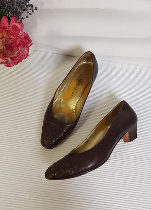 Итальянские плетеные туфли лодочки 35-36