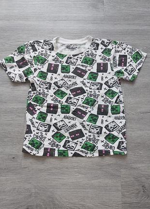 Футболка nutmeg 7-8 років.