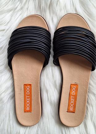 Черные шлепанцы, шлепки rocket dog, 36 р