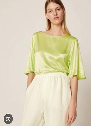 Блуза атласная лимонная