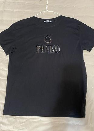 Футболка  чорна з принтом