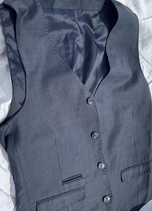 Жилет чоловічий класичний