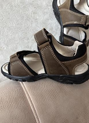 Босоніжки для хлопчика