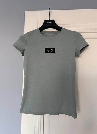 Футболка armani exchange мʼятного кольору