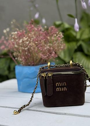 Сумочка в стилі miu