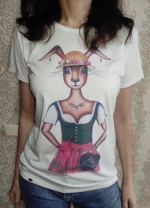 Футболка haase с принтом и стразами swarovski.