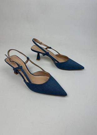 Джинсові туфлі на низькому підборі