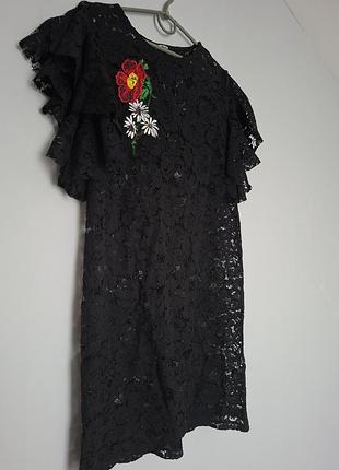 Кружевное платье с вышивкой от zara