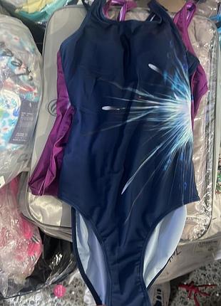Слитный купальник для бассейна