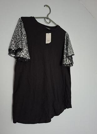Ефектна чорна футболка river island з рукавами-паєтками