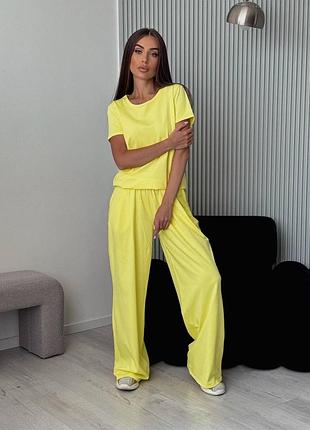 Стильний натуральний літній костюм