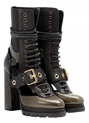 Шкіряні ботильйони burberry military olive westmarsh  ботильйони зі зміїної шкіри з вирізом