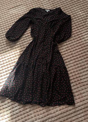 Сукня міді з пишними рукавами в квітковий принт