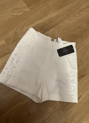 Шорти білі zara