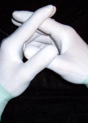 Перчатки белые, нейлон-вязаные длина 25 см