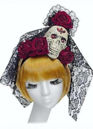 Хуаніта. обруч у готичному стилі