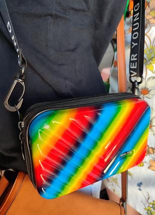 Гарна сумка кроссбоді