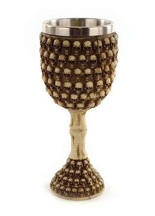 Бокал в виде черепа