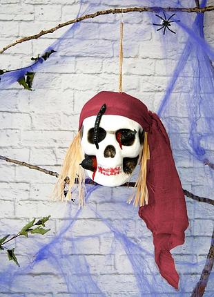 Череп готический пират сэм бордо