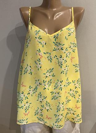 Стильная желтая майка, принт бабочки, цветы, батал