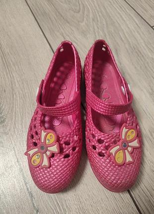 Резиновые удобные босоножки аквашузы, потолка 18см