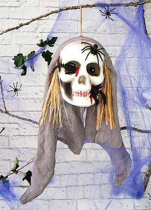 Череп готический разбойница мэри серый