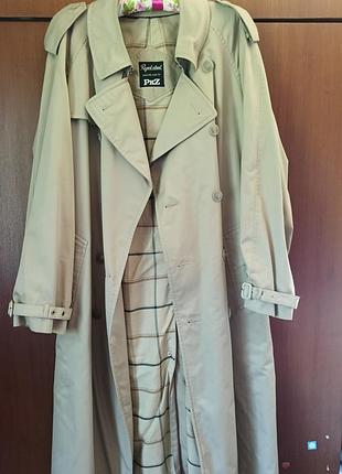 Стильний плащ,чоловічий.