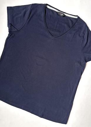 Футболка жіноча