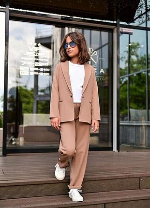 Брючний костюм для дівчинки