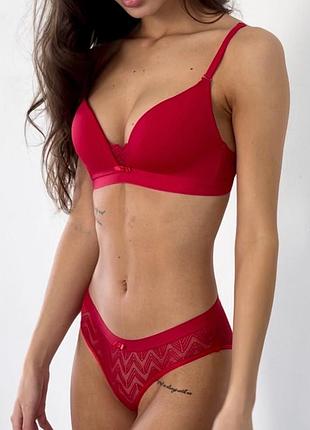 Комплект жіночої білизни