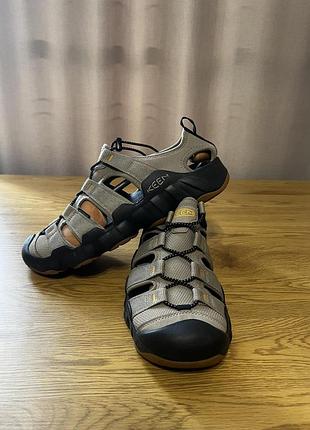 Keen треккенговые