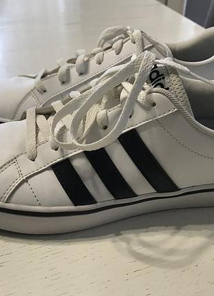 Кросівки adidas
