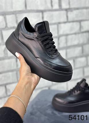 Кросівки на потовщеній подошві натуральна шкіра