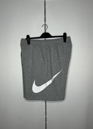 Оригінальні дуже круті шорти nike nsw big swoosh з нових колекцій