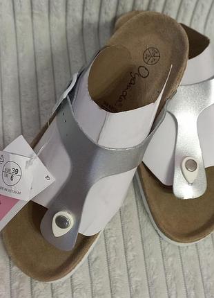 Нові жіночі шкіряні шльопки в стилі birkenstock, розмір 39 (25 см)